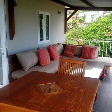 Colonial Cocoon Studio And Apartement La Gaulette Extérieur photo