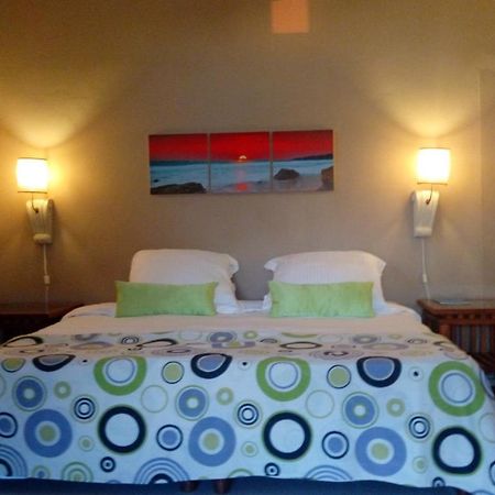 Colonial Cocoon Studio And Apartement La Gaulette Extérieur photo
