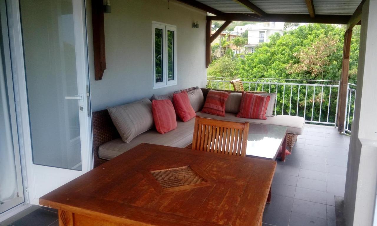 Colonial Cocoon Studio And Apartement La Gaulette Extérieur photo